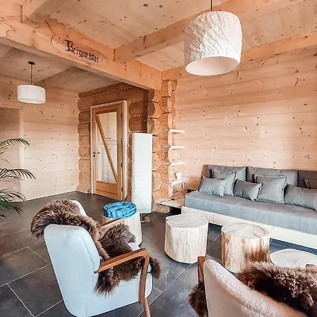 بيت للعطل In With Sauna *